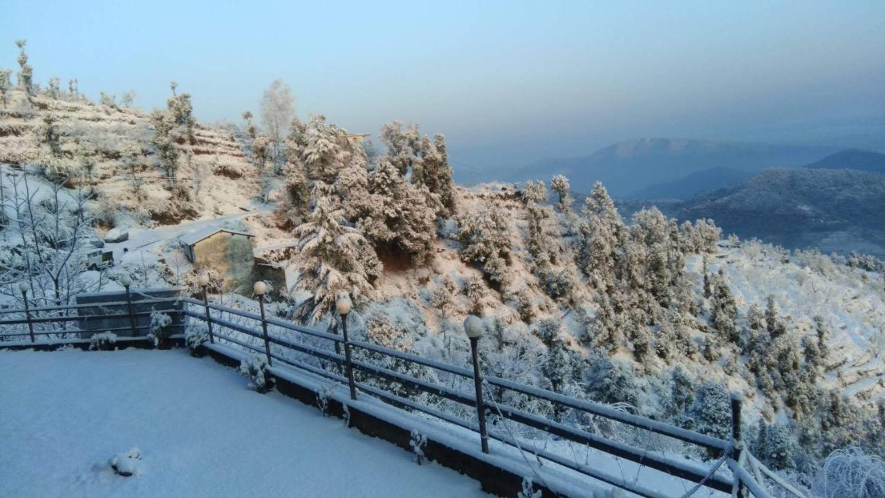 Grand Himalayan Hotels & Resorts Мукетсвар Екстер'єр фото